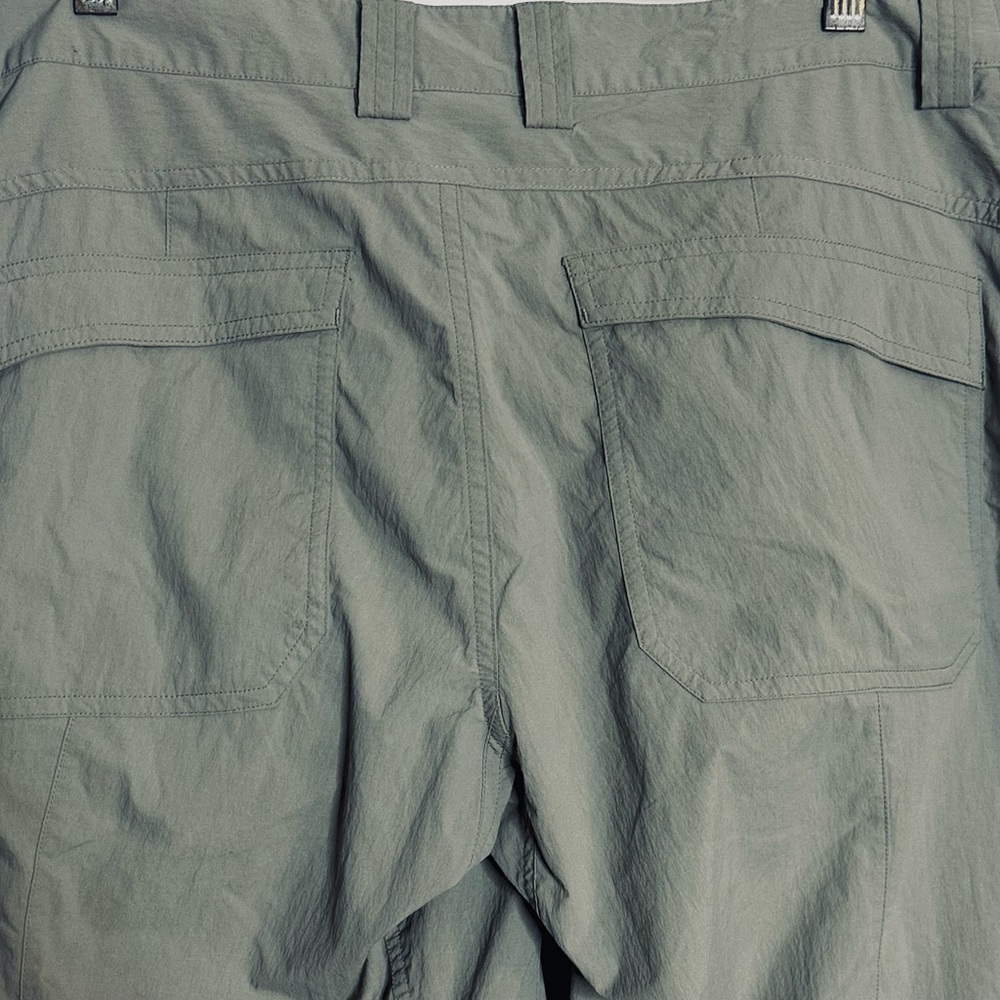 ARCTERYX MENS RAMPART LONG SZ 36 INSEAM 12 CARGO SHORTS.LIKE NEW CONDITION TAN - Picture 11 of 15